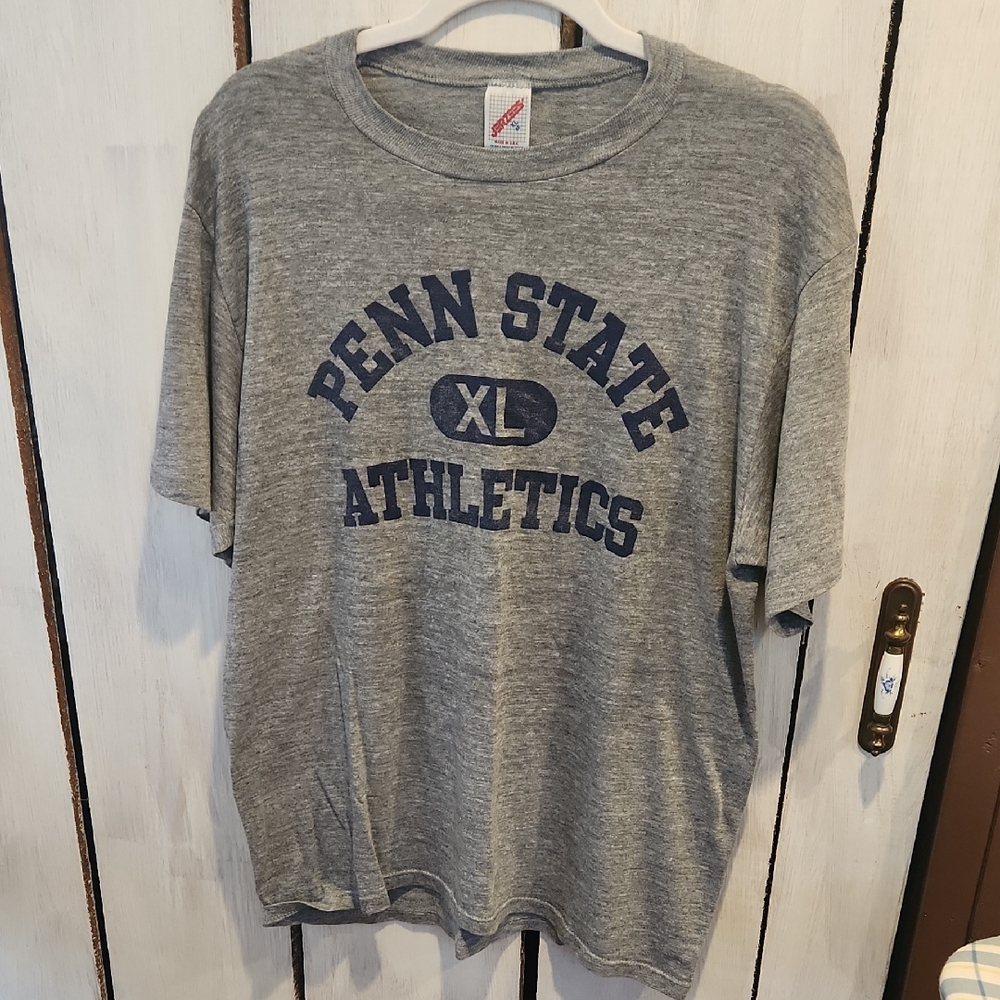 Vintage Penn State Athletics T-Shirt Size XL